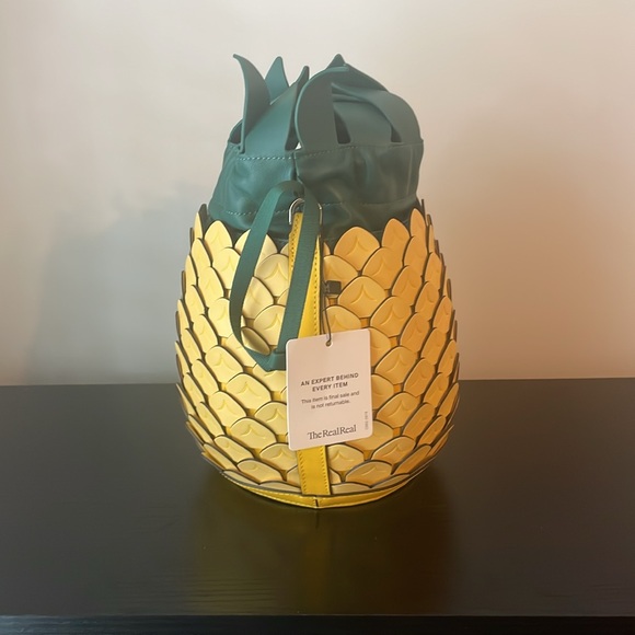 Kate Spade Colada Pineapple 3D Bucket Crossbody Purse Artsy Novelty Collectible - Picture 5 of 12